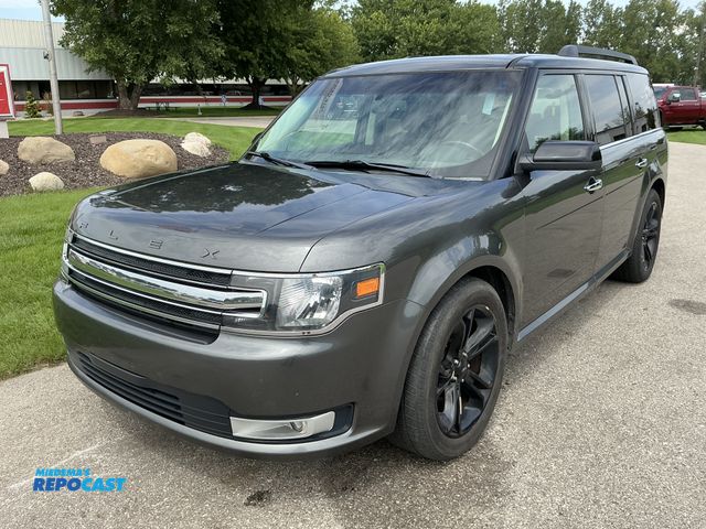 Lot 2-45052 - 2015 Ford Flex SEL SUV AWD