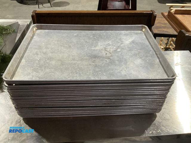Lot 2-55035 - Lot of (22) 18” x 25” aluminum sheet pans.