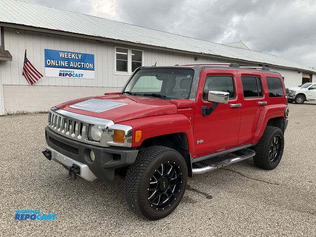 Lot 2-61757 - 2009 Hummer H3 Base SUV 4x4
