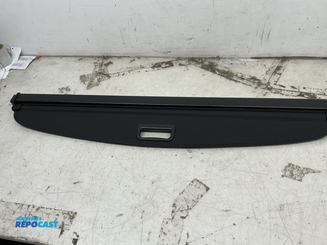 Lot 2-19991 - Luggage Cover for Hatchback Car