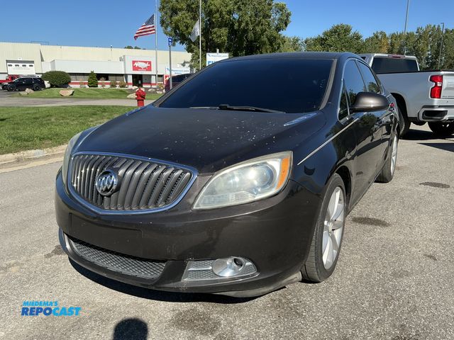 Lot 2-33405 - 2013 Buick Verano Sedan FWD