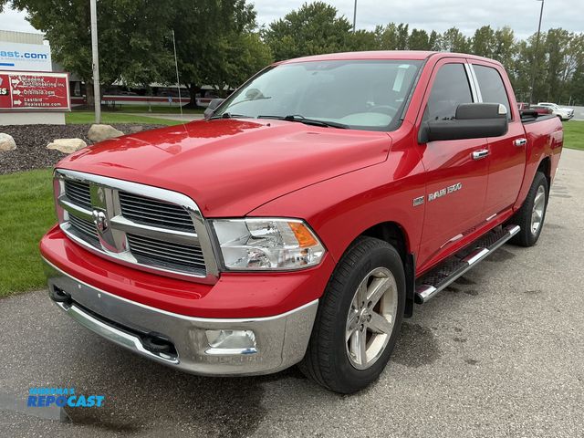 Lot 2-43748 - 2012 Dodge Ram 1500 SLT Crew Cab Short Box Pickup Truck 4x4