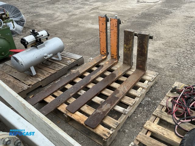 Lot 2-69680 - (2) Pairs of Forklift Forks, (1) 42” Long, (1) 54” Long