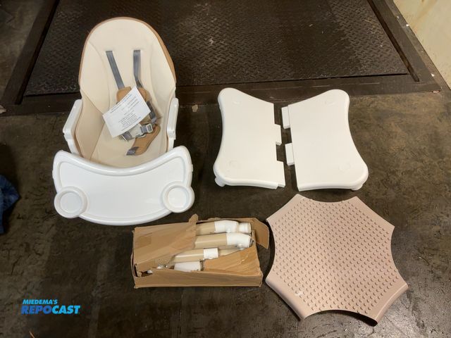 Lot 2-93653 - C192 Baby High Chair