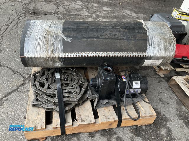 Lot 2-64175 - conveyor chains, belt, and motor