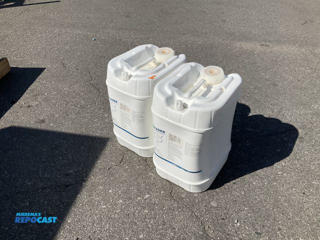 Lot 2-75118 - Lot of (2) Ecosorb CNB-204 is a specialized industrial odor neutralizer by OMI Industries formulated...