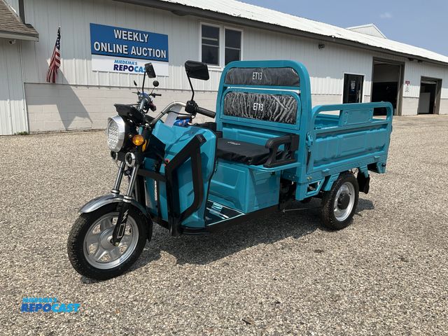 Lot 2-61985 - 2026 SDLANCH ET13 Electric Tricycle 60 Volt, Forward and Reverse, 4’ Metal Manual Dump Cargo Bed wit...