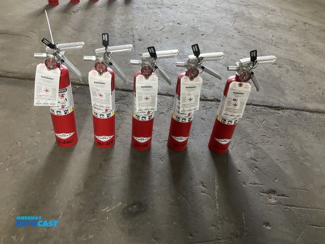 Lot 2-20948 - (5) 2-1/2 lb dry chemical fire extinguishers, all were last inspected in 2025