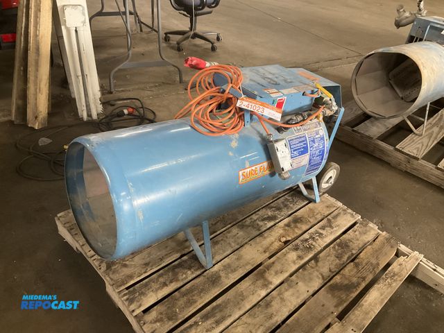 Lot 2-41023 - Heat Wagon Sure Flame Construction Heater Model S405, 400,000 btu, use natural gas or propane, 115 v...