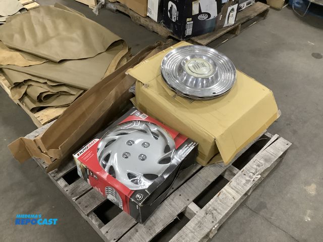 Lot 2-35281 - Skid Lot of Assorted Rims and Hardware