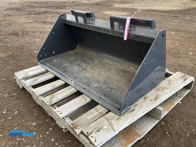 Lot 2-21212 - Bobcat 44 Dirt Bucket Attachment
