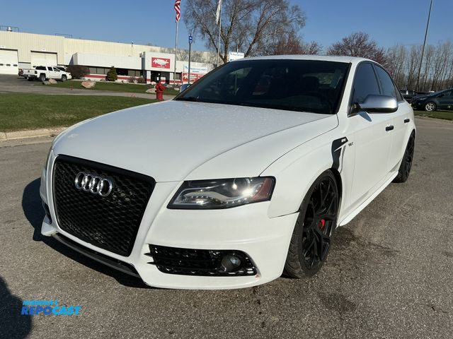 Lot 2-14324 - 2012 Audi S4 Sedan quattro S tronic Sedan AWD