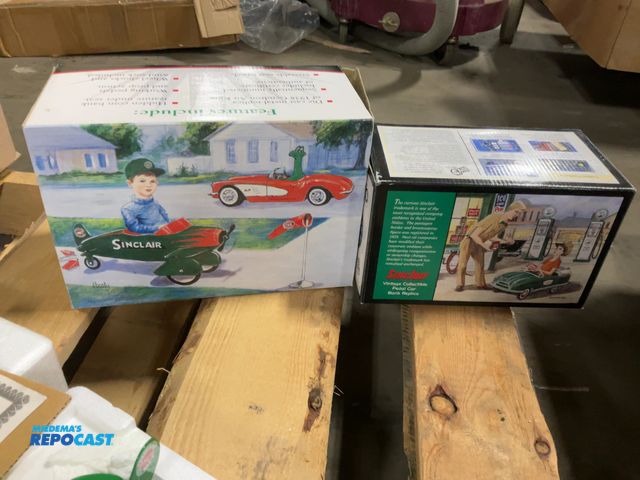 Lot 2-92423 - lot of (2) Diecast vintage collectible pedal Vehicles &amp; (1) petal plane