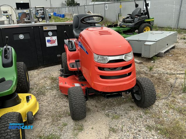 Lot 2-18423 - Simplicity Regent Riding Lawn Mower