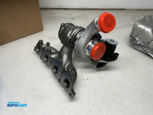Lot 2-73481 - (1) New Turbocharger replacement kit for 2016-18 Hyundai Tucson Sport Utility 1.6L