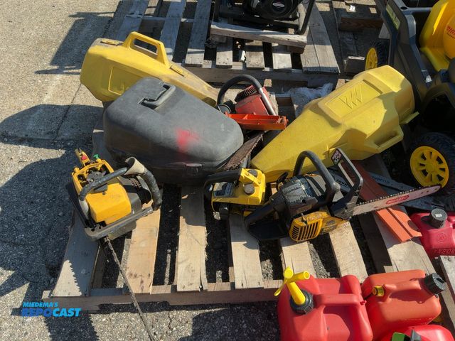 Lot 2-67858 - Skid lot of various Chainsaws
