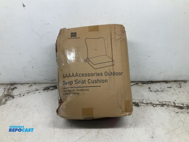 Lot 2-92678 - New Outdoor deep seat cushion