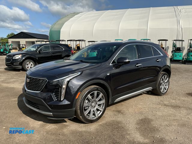 Lot 2-90598 - 2023 Cadillac XT4 Premium Luxury AWD SUV AWD