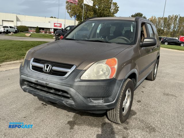 Lot 2-67211 - 2003 Honda CR-V LX SUV FWD