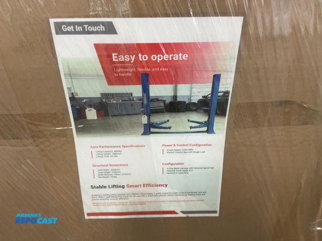 Lot 2-41173 - New SDLANCH Model TPL Two Post Lift, 4500 KG Lifting Capacity, 1800mm Lifting Height, 220/380 Volt E...