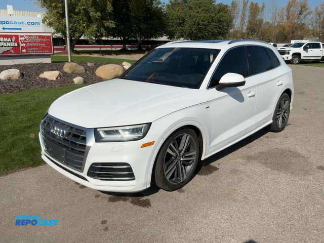 Lot 2-41831 - 2018 Audi Q5 2.0T Technik quattro SUV AWD