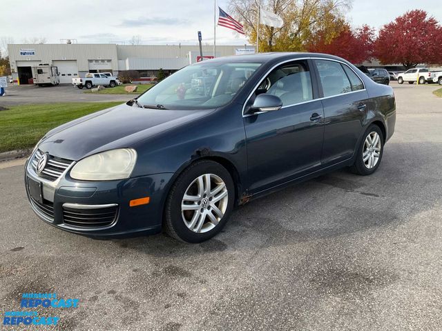 Lot 2-17518 - 2009 Volkswagen Jetta TDI Sedan FWD