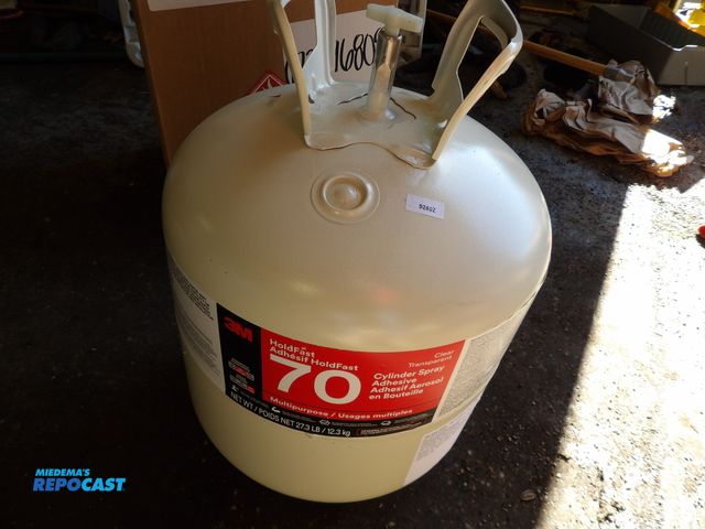 Lot 2-53040 - new 3M spray adhesive holdfast 70 general purpose 27.3lb tank, clear, for use w/ ceramic cork, fabri...