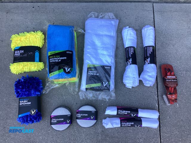 Lot 2-62842 - New lot of car care supplies. Including one wash sponge, one microfiber wash pad, four microfiber wa...