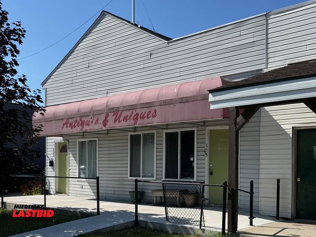 Lot 3-45 - 1,473 Sq. Ft. Commercial Building and Apartment in Roscommon, MI