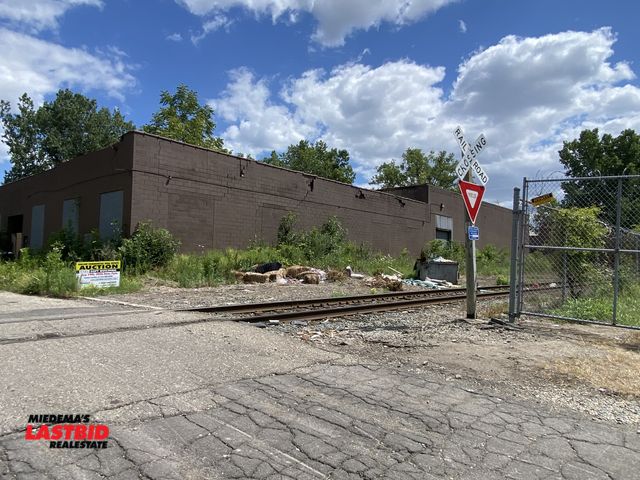 Lot 3-48 - 14,948 Sq. Ft. Commercial Building in Detroit, MI Selling on Behalf of Court Appointed Receiver