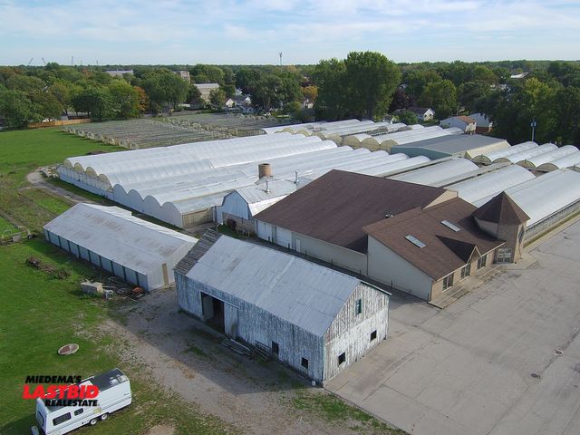 Lot 3-98 - Greenhouse/Development Opportunity in Bay City, MI