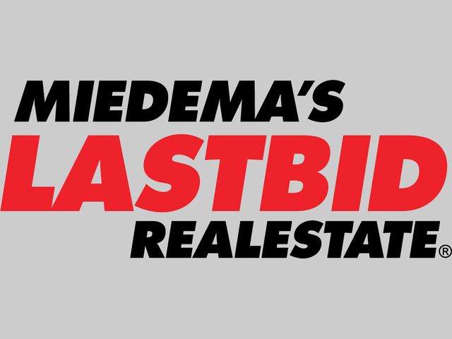 Beautifully Remodeled 2 Bedroom, 1 Bath Home in Wyoming, MI