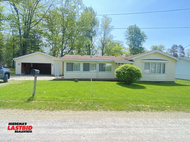 Lot 3-24 - 1,348 Sq. Ft., 2 Bedroom, 1 Bath Home with Long Lake Access in Hale, MI
