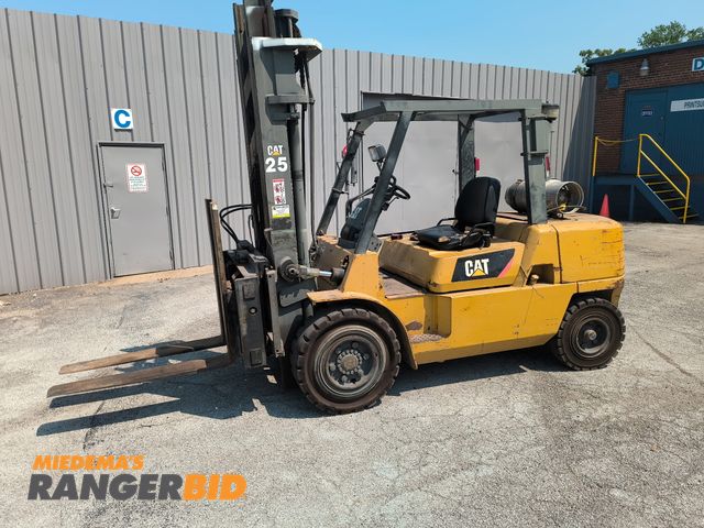 Lot 30-10664 - CAT GP50K Forklift