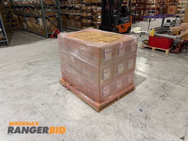 Lot 30-62 - Pallet / LOT of 144 Gallons of Triple Quick 128339 Laveder Meadow Disinfecting Cleaner.