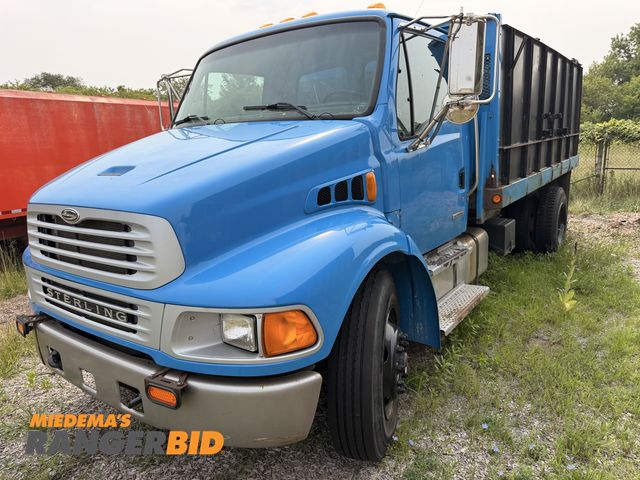 Lot 30-3913 - 2008 Sterling Acturra 4x2 with 41,489 miles Dump Truck