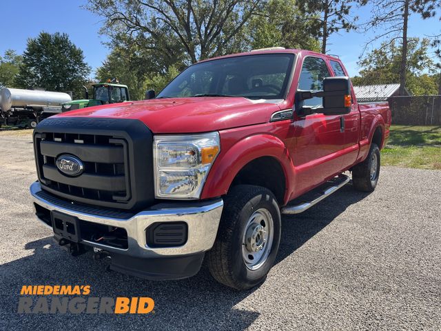 Lot 30-1197 - 2015 Ford F-250 Double Cab Pickup Truck 4x4