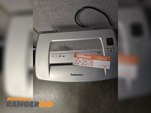 Lot 30-2678 - Shredder and misc.