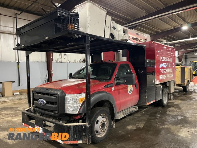 Lot 30-5003 - 2011 Ford F-550 Boom Truck / Bucket Truck / Aerial Bucket Truck with 54,049 miles