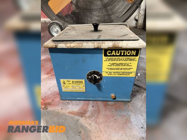 Lot 30-10986 - EVANS AP 8