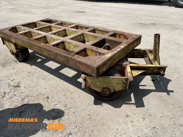 Lot 30-1041 - 30 ton transfer cart