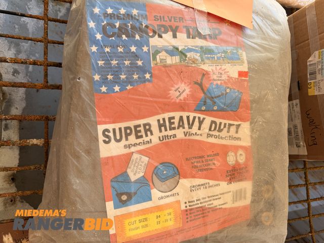 Lot 30-3671 - 24' x 30' Super Heavy Duty Tarp