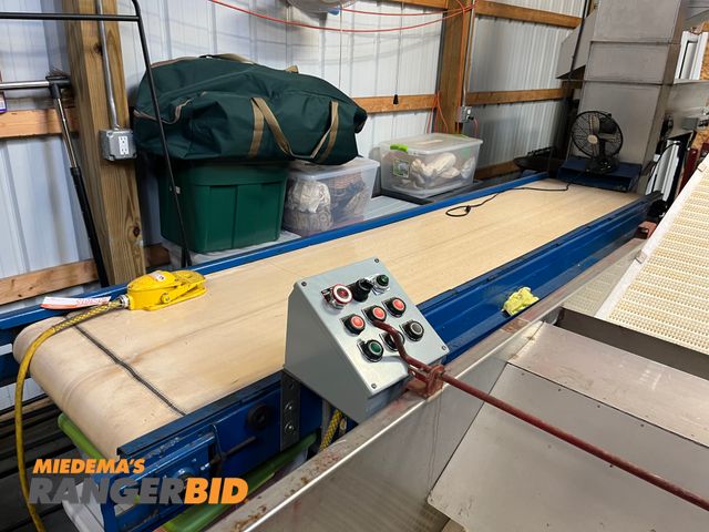 Lot 30-3615 - Blueberry sorter. In working condition. Buyer is responsible for removal.