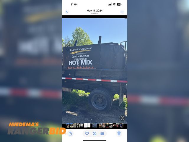 Lot 30-10541 - Asphalt hot mix. 2018 year, excellent condition 
*Please Note: TRUCK SHOWN IN PHOTOS NOT INCLUDED*