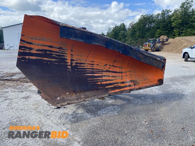 Lot 30-10609 - Front one way plow. Make and year is unknown. Husting Hitch style hitch.  Hitch has broken metal and...