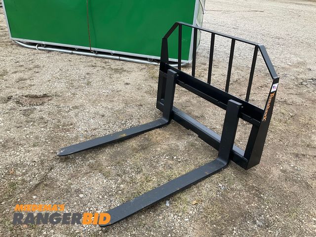 Lot 30-4965 - New Tomahawk 42" long x 4" wide skid steer fork attachment