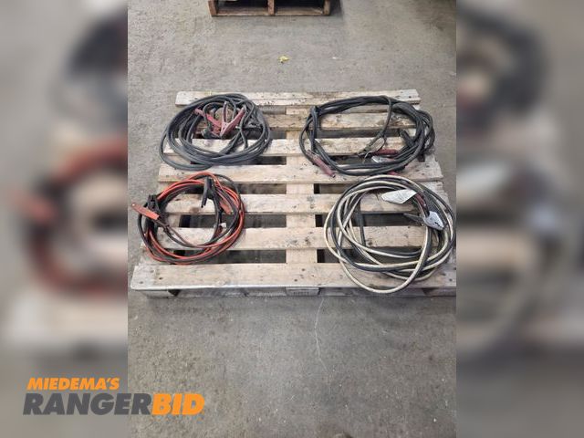 Lot 30-4844 - Jumper Cables