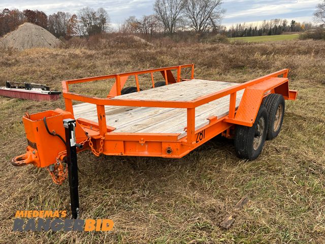 Lot 30-3977 - 2010 AMZ 2 Ton Equipment Trailer