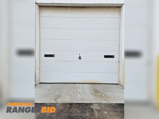Lot 30-3092 - Garage Door / Overhead Door 14' 10_ x 14'  with opener, door #6