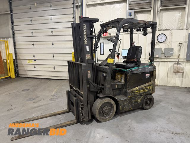 Lot 30-5058 - Komatsu FB25SH-6 Electric Forklift  4,550 lb. Capacity, Solid Tires, 3 Stage Mast, Lift, Tilt, Sides...
